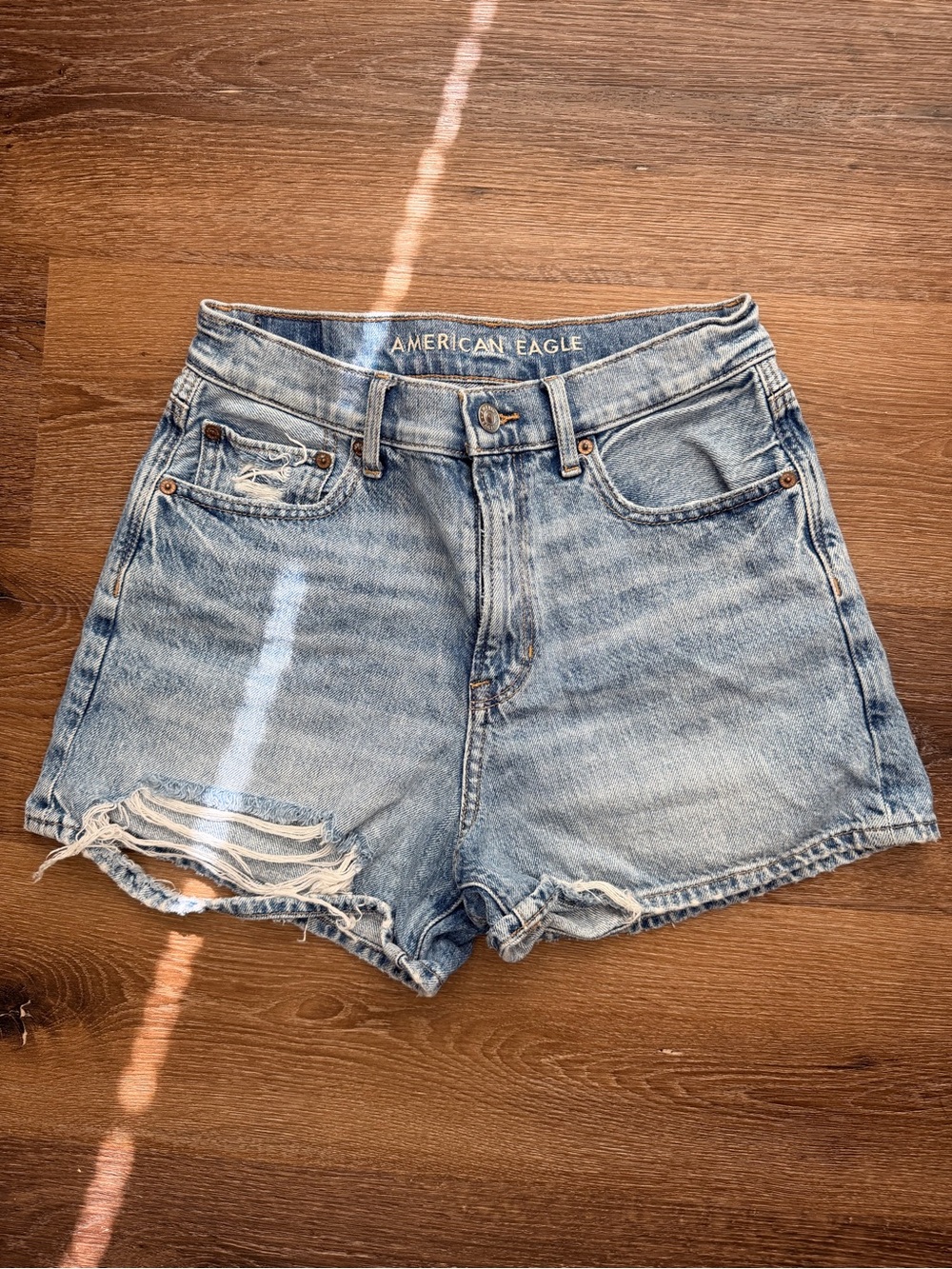 American Eagle Outfitters Highest Rise 90s Boyfriend Shorts